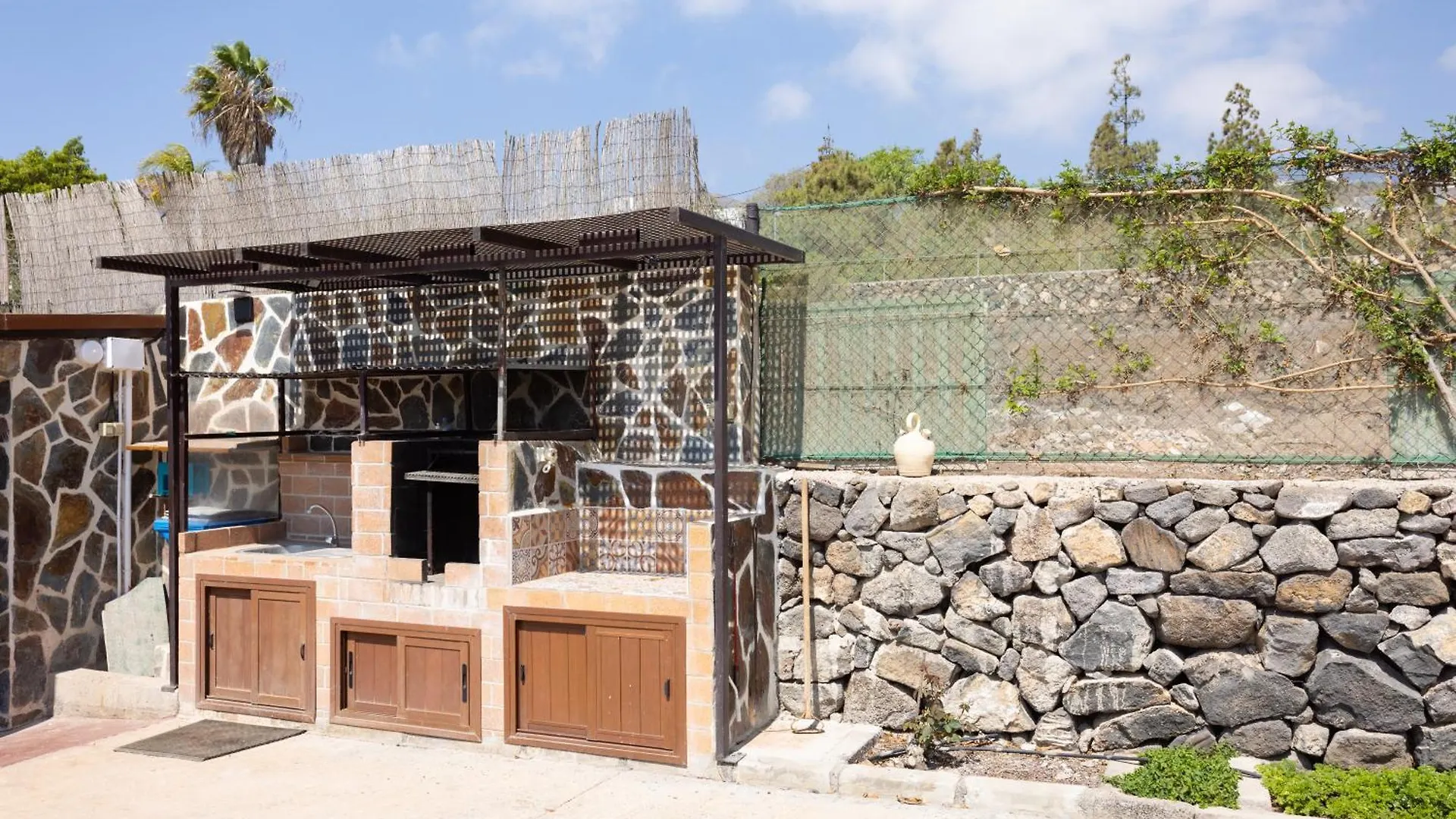 Home2Book Fantasy Villa & Nature, Private Pool San Miguel de Abona 0*,  Spain